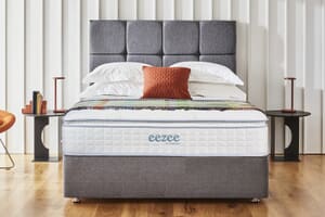 A product image for the Sleepeezee Gel 3000 Pocket Hybrid Ortho Mattress + Premium Divan Bed