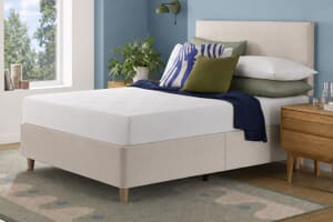 A product image for the Silentnight 7 Zone Memory Foam Mattress