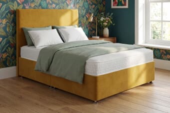 A product image for the Silentnight Extra Firm Miracoil Mattress