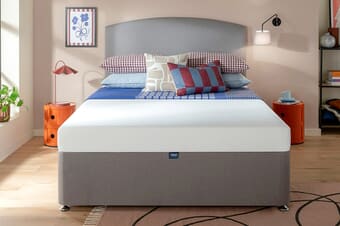 A product image for the Silentnight Hush Comfort Memory Foam Mattress  + Premium Divan Bed