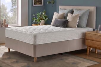 A product image for the Silentnight Cosy Comfort Rolled Mirapocket Mattress