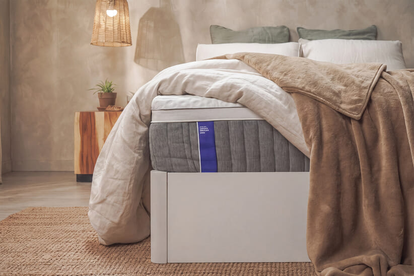 An image for Emma® Smart Hybrid Deluxe Mattress