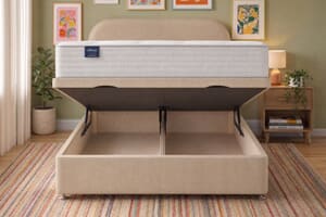 A product image for the Silentnight Air Plus 800 Mirapocket Mattress + Ottoman Divan Bed