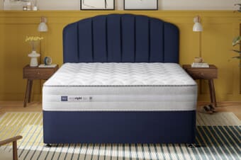 A product image for the Silentnight Sleep Right™ 2000 Mirapocket Memory Foam Mattress
