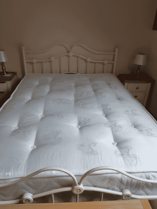 A customer photo for Spring King® Tuscany 2000 Mattress - A really comfy mattress that is medium/firm, so very supportive but soft. It was. Author: Patricia Elwis. Dated: 2020-09-30