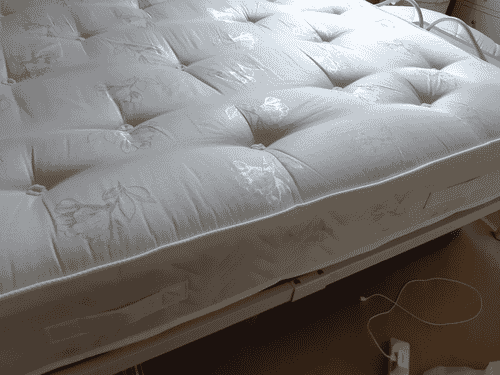 A customer photo for Spring King® Tuscany 2000 Mattress - A really comfy mattress that is medium/firm, so very supportive but soft. It was. Author: Patricia Elwis. Dated: 2020-09-30
