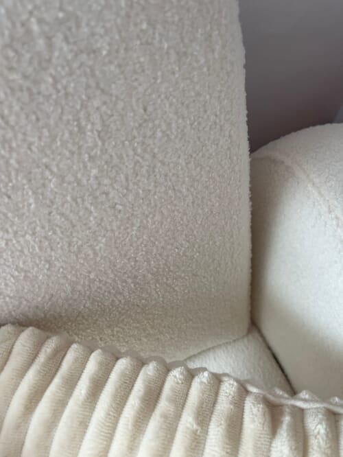 A customer photo for Micah White Sofa Bed - Looks exactly like the picture, sits me and my three friends, easy to ensemble a. Author: Faty Diop. Dated: 2024-06-14